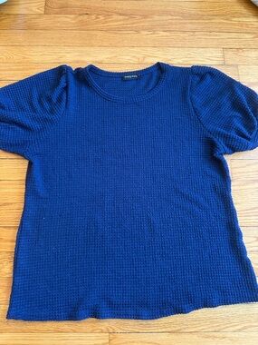Women's Navy Blue Short Sleeve Knit Top